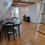 Old Town Luxury Apartment