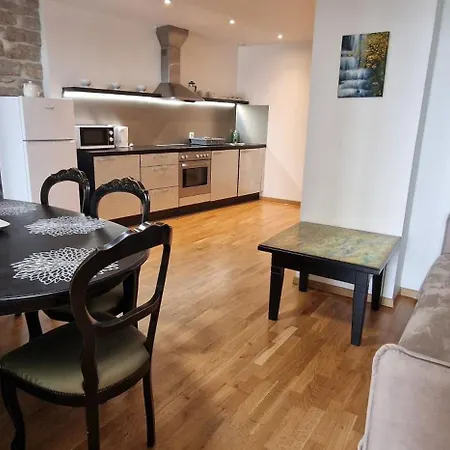 Apartamento Old Town Luxury *