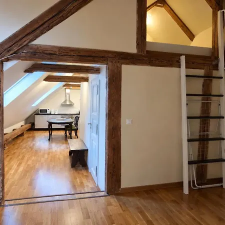 Old Town Luxury Apartamento *