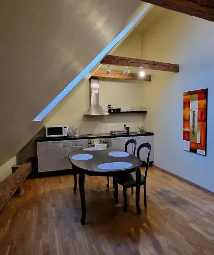 דירה Old Town Luxury טאלין